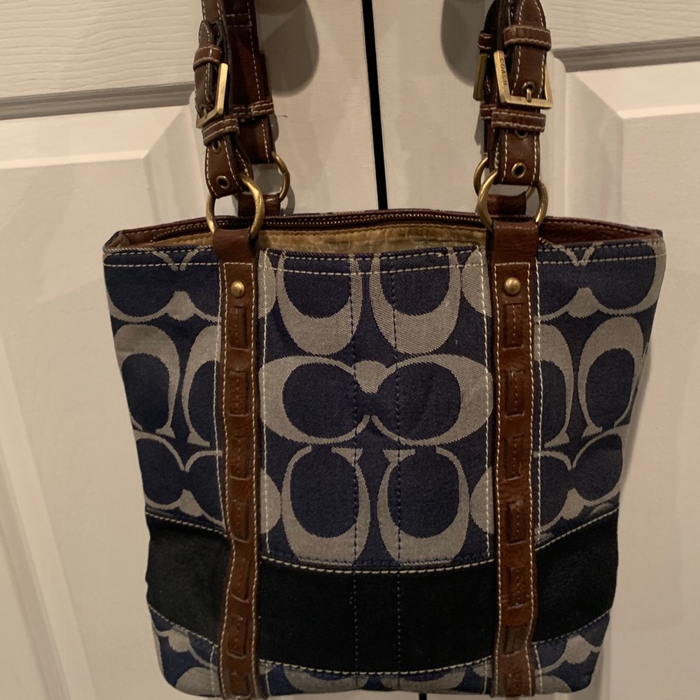 Authentic Coach Purse! - Picture 2 of 3